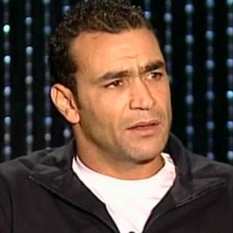 عصام الحضري