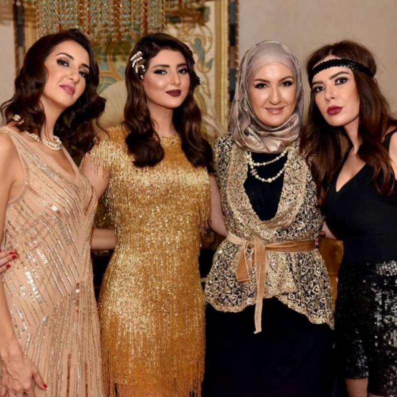 مريم سعيد مع خطيبها كريم ظريف