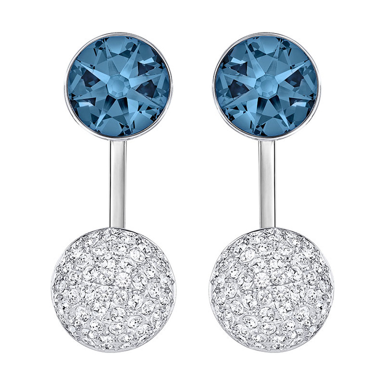 إطلالة رمضانية أنيقة بتوقيع مجوهرات  Swarovski المتألّقة