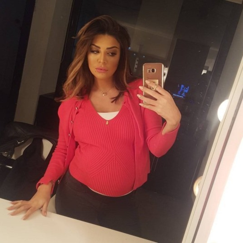 امل بوشوشة تحتفل بولادة ابنتها