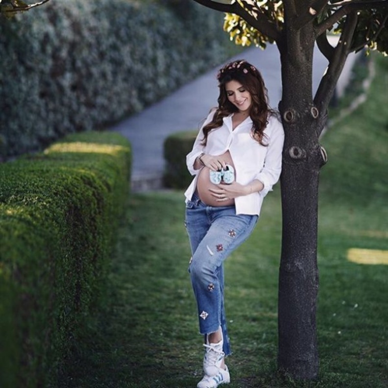 خديجة شنديل