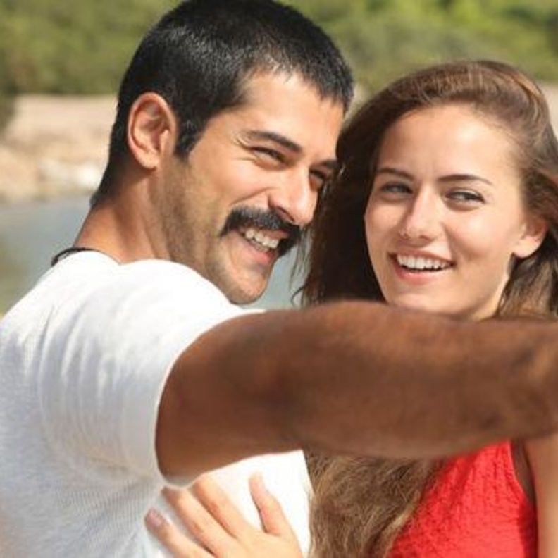 بوراق أوزجفيت وفهرية إفجان