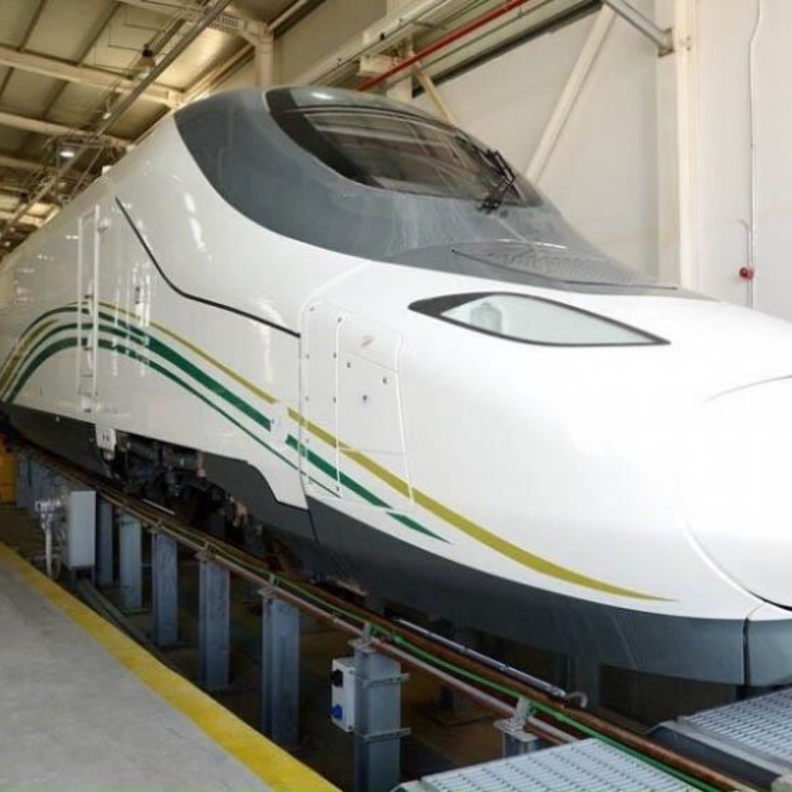 قطار الحرمين الذي يخدم حجاج بيت الله 