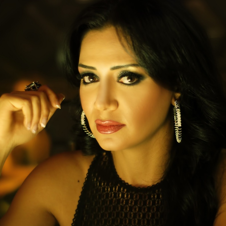 رانيا يوسف في دور سنية عبده