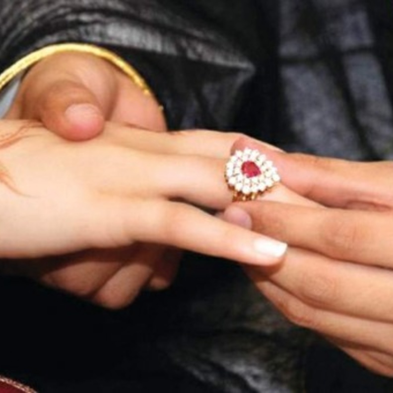 ثلثا السعوديين يفضلون دورات التأهيل للزواج