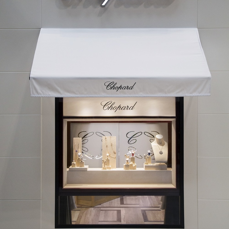 جناح شوبارد في معرض الدوحة للساعات والمجوهرات