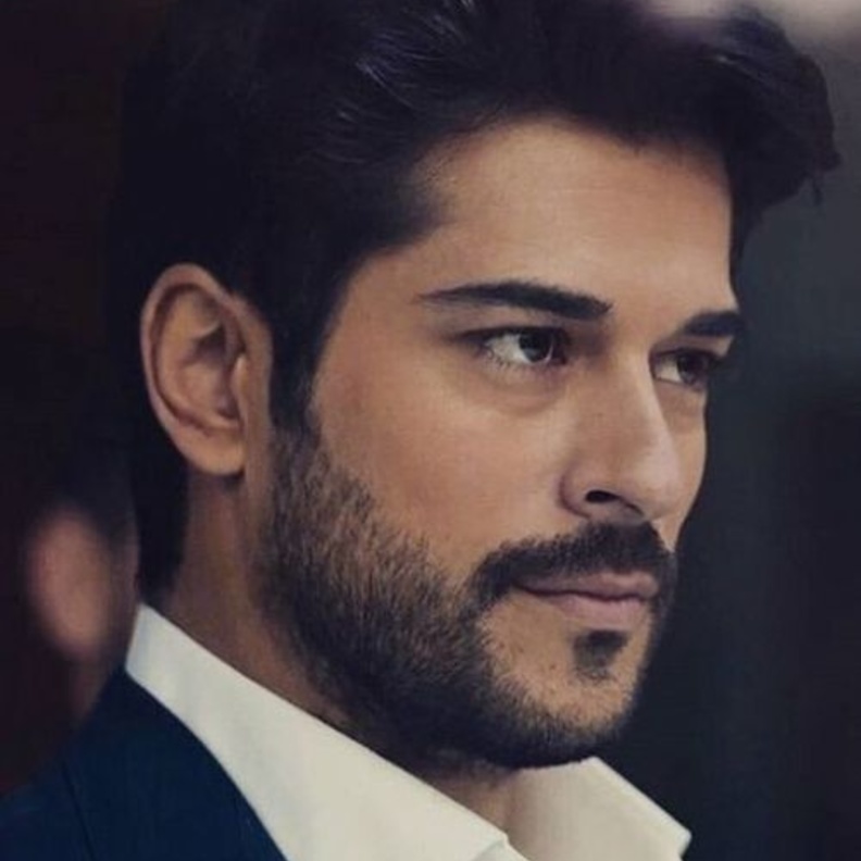 بوراق أوزجفيت