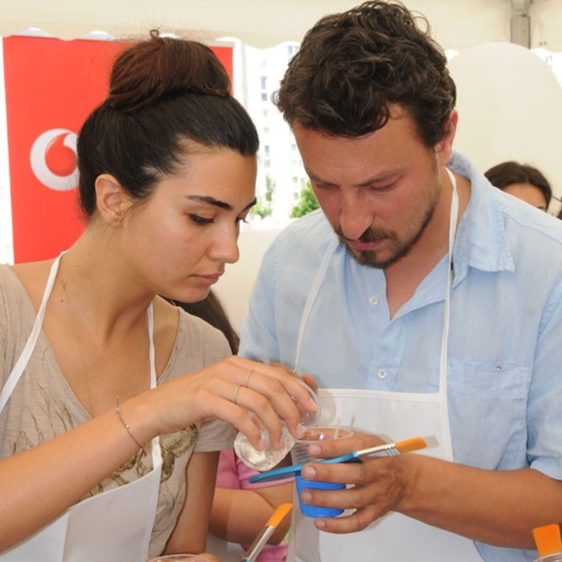 توبا بويوكستون وزوجها