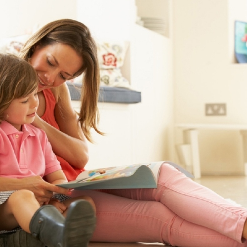 كيف تتعاملين مع أبنائك في غياب زوجك؟