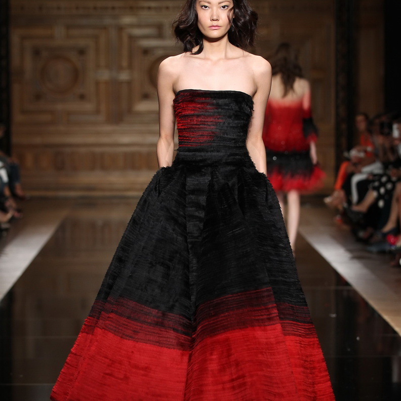 فساتين خطوبة رائعة ضمن مجموعة "طوني ورد" لخريف 2016