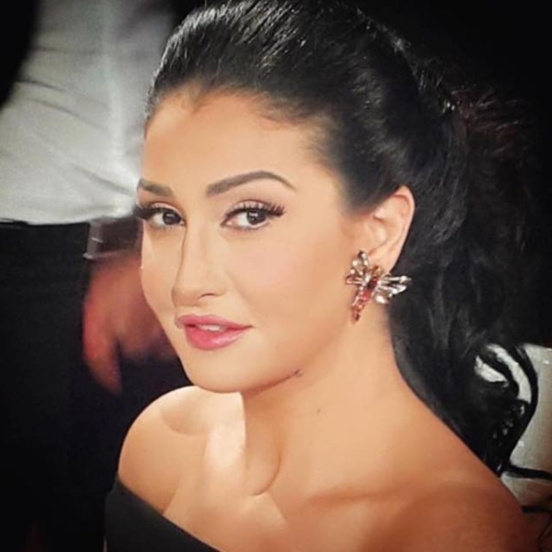 النجمة غادة عبد الرازق