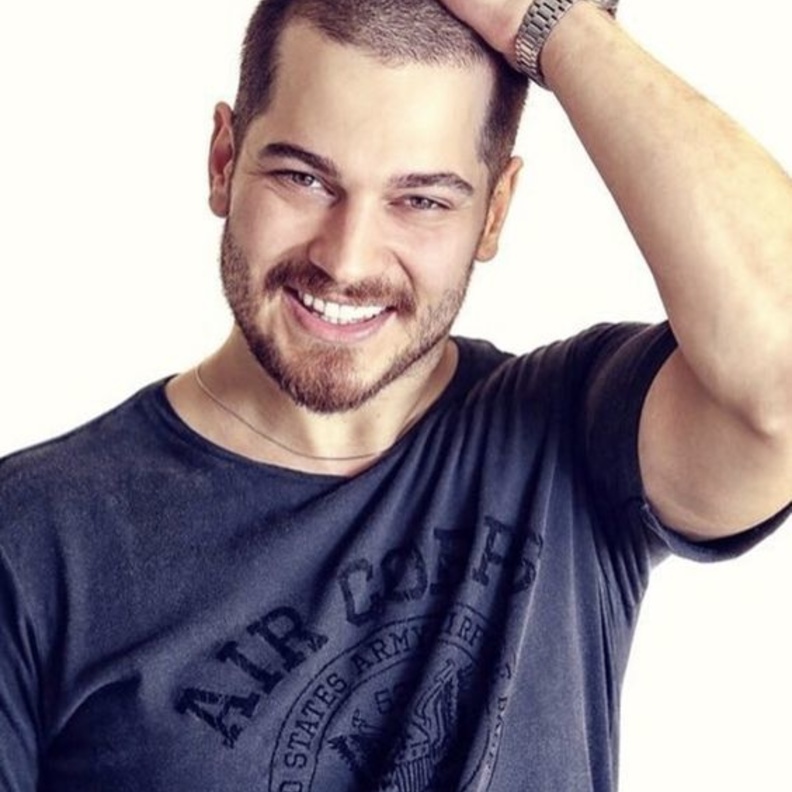 شاتاي اولسوي كان ضيفا لكيفانش تاتليتوغ على يخته