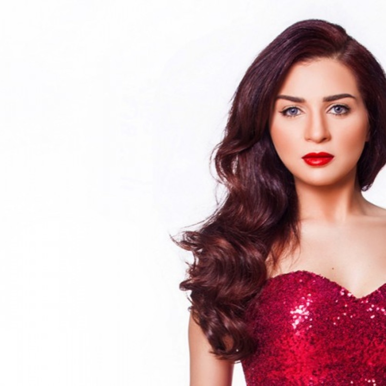 مي عز الدين