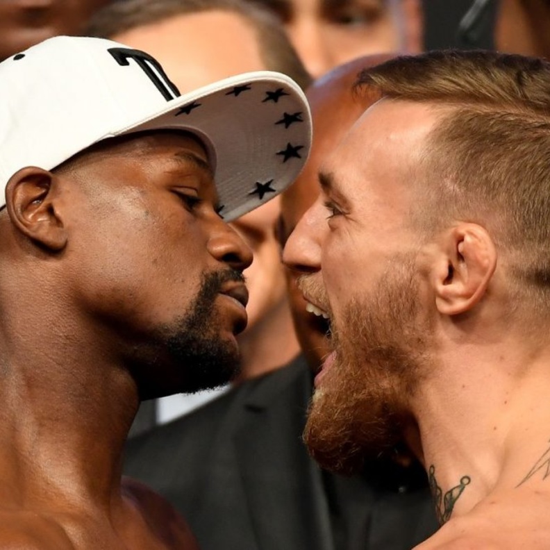 سباك عاطل عن العمل يحصل على 100 مليون دولار في مباراة الملاكمة الأغلى في التاريخ