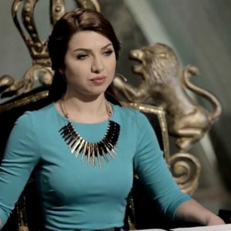 منى عبد الوهاب 