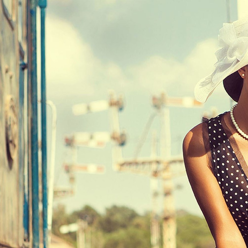 تتعرض لهجوم مستمر بعد قبولها تقديم "هبة رجل الغراب"