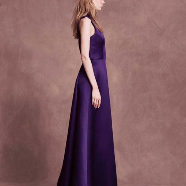 Monique Lhuillier فستان خطوبة من