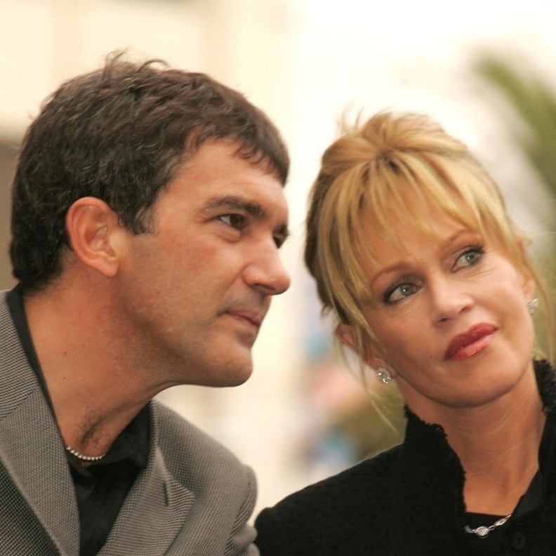 أنطونيو بانديراس وميلاني غريفيث يبيعان منزلهما