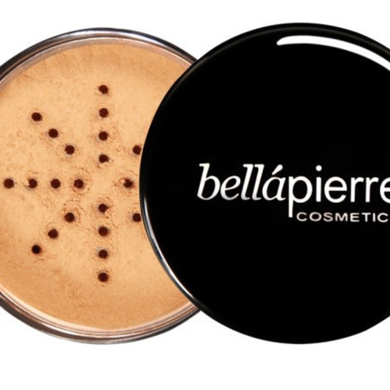 فاونديشن Bellapierre Powder Foundation