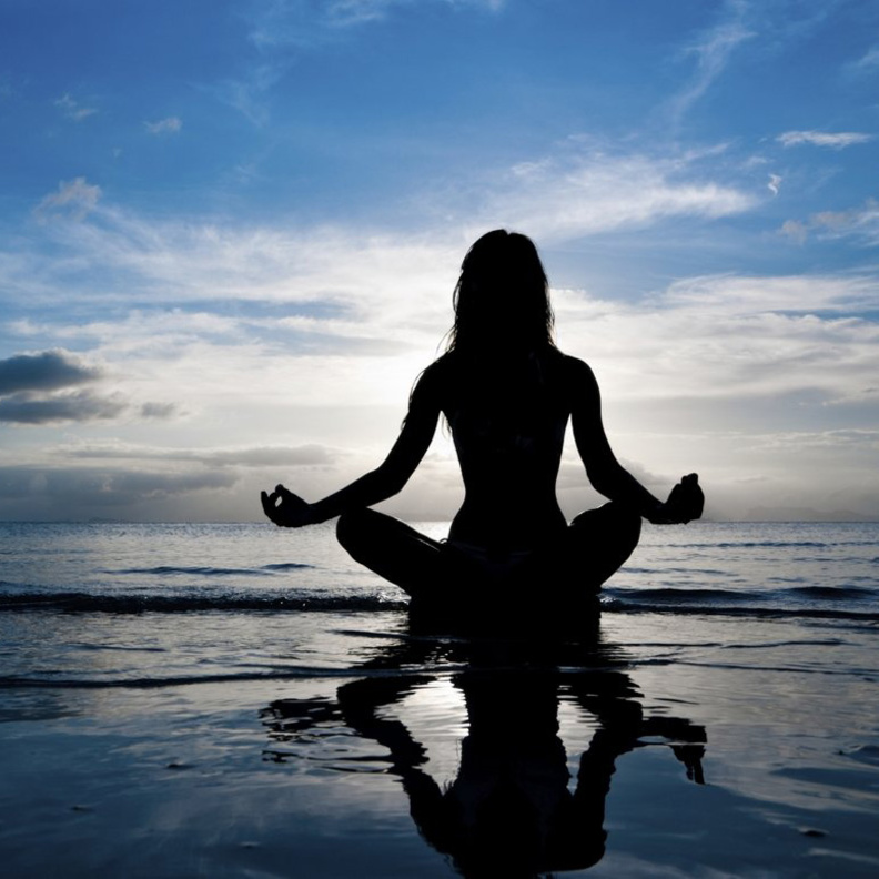 تجمّلي" باليوغا قبل زفافك