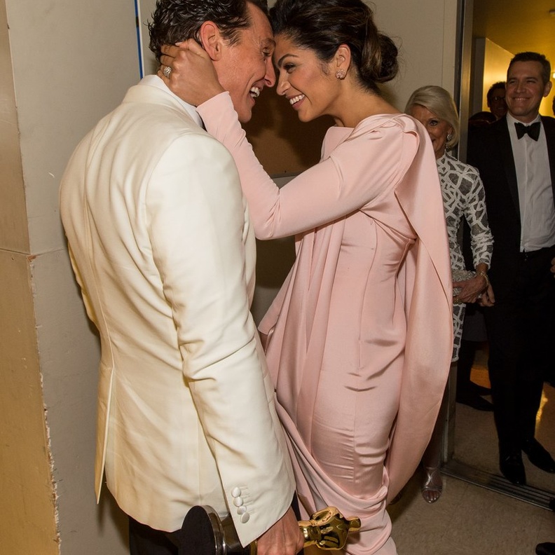 الزوجان العاشقان