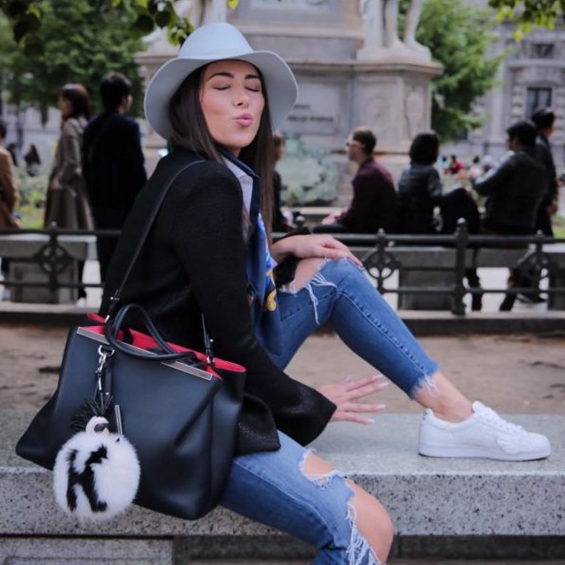 كانت حريصة على بث الطاقة الايجابية لجمهورها بصورها