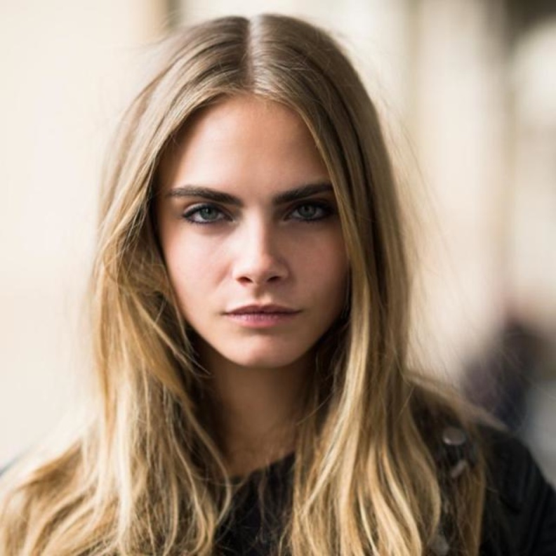  كارا ديليفين