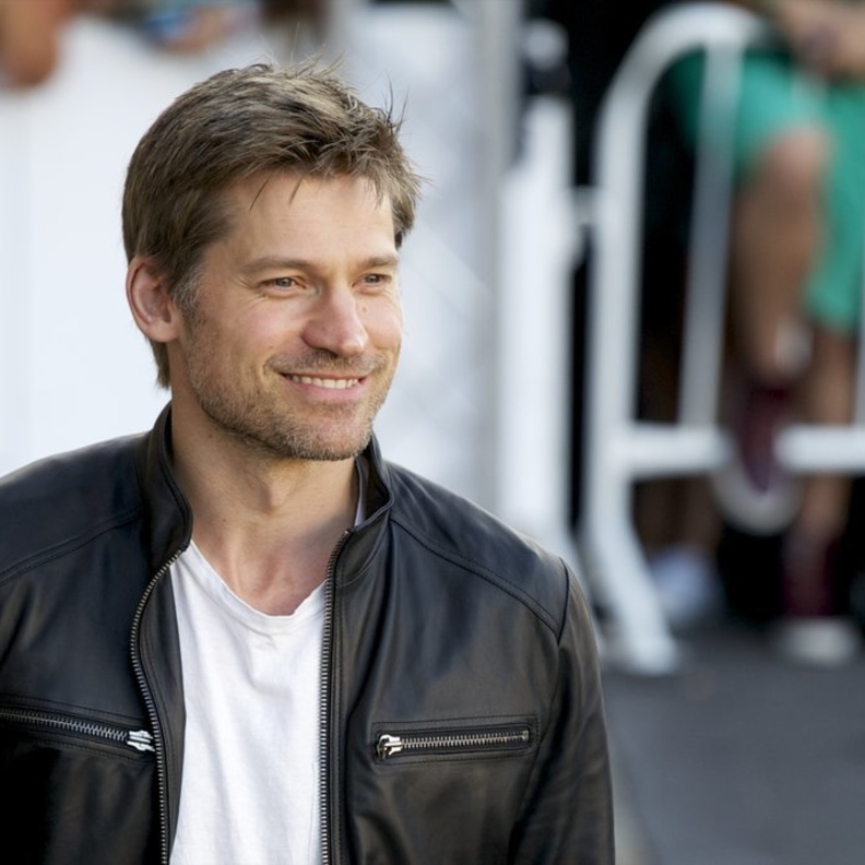 الممثل نيكولاي كوستر