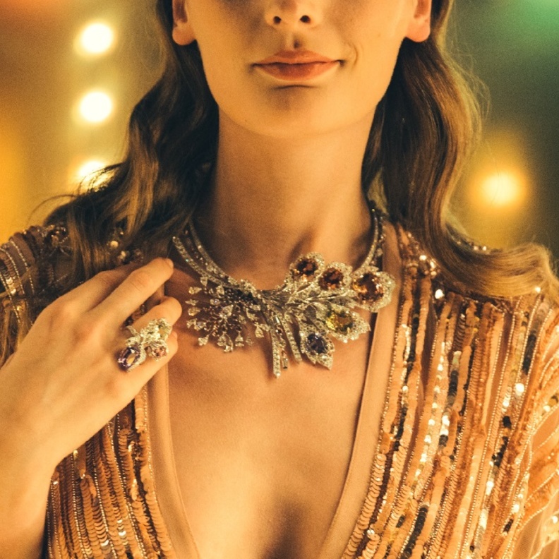  مجموعة مجوهرات  Chaumet est une fête من شوميه 