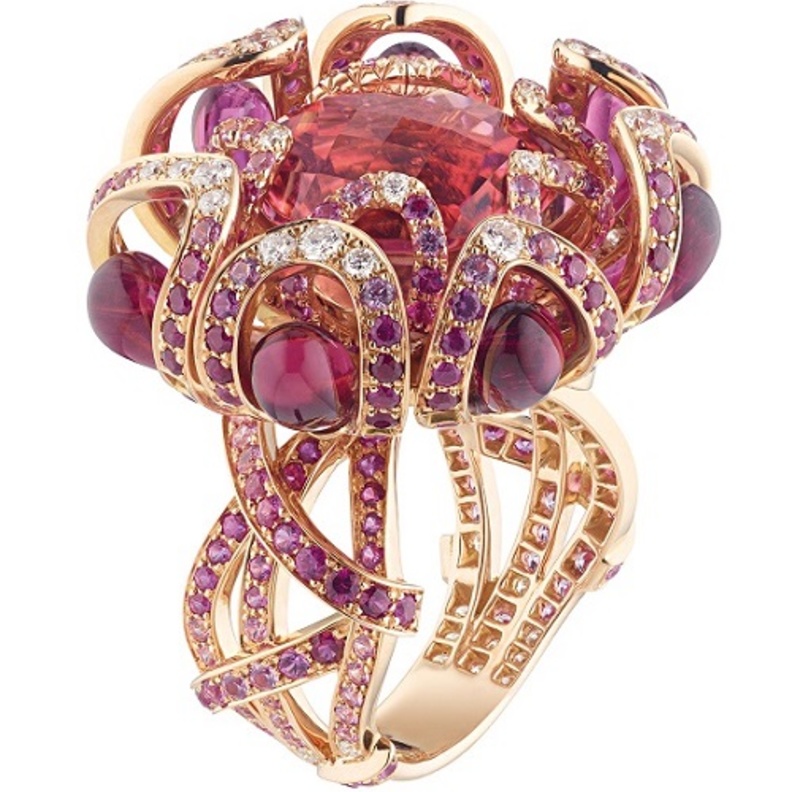 اقراط ياقوت من تصميم Hemmerle