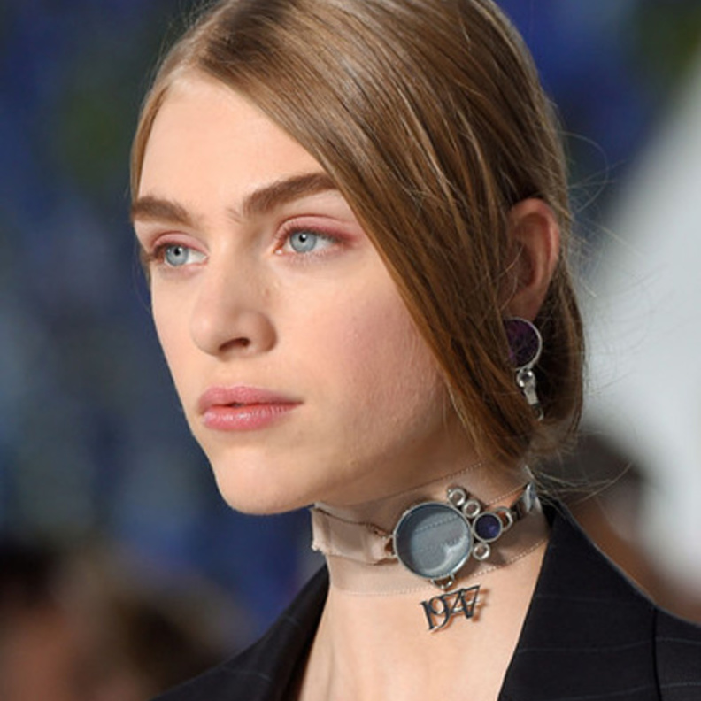 الشفاه الطبيعية أيضاً جذبت عارضات ديور