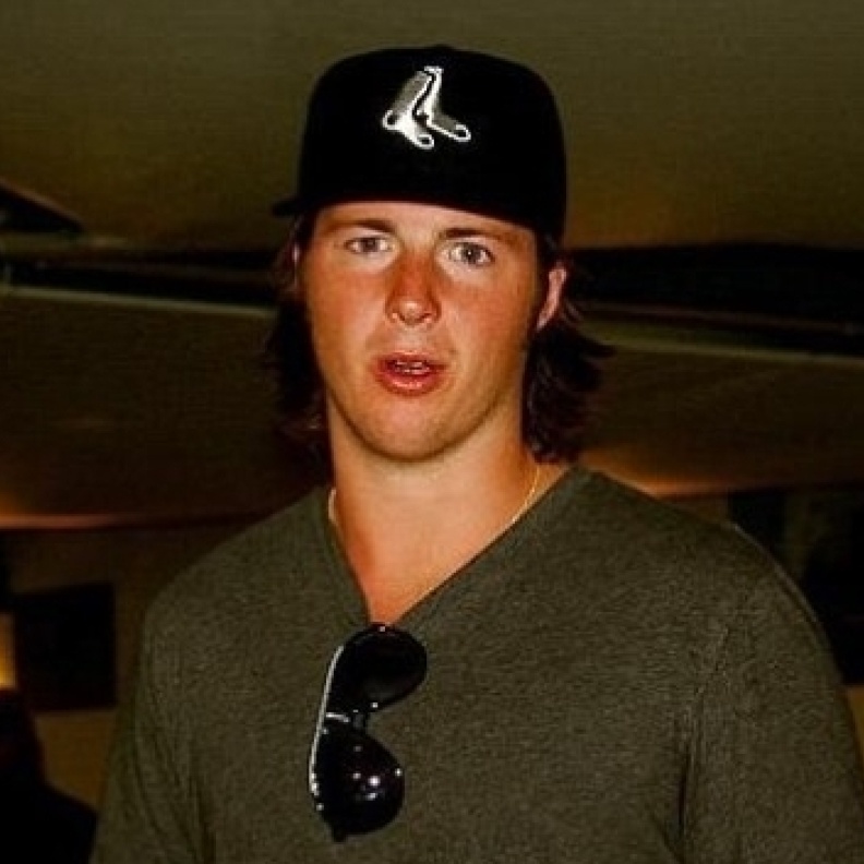 وفاة مساعد مبتكر حملة دلو الثلج غرقاً