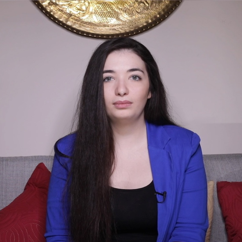 كللي زفافك بحبيبات اللؤلؤ الرومانسية