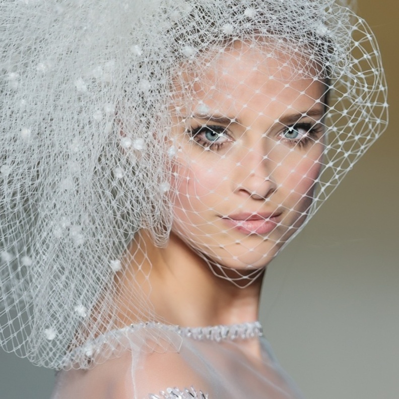 طرحة العروس لموضة 2015 ...خيالية !