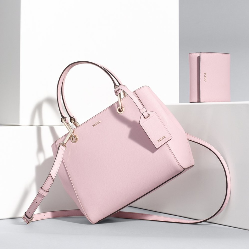 مجموعة حقائب DKNY الخاصة بشهر رمضان 2017 