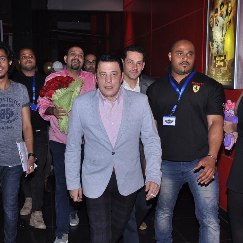 سوء الحظ يرافقه بعد توقف اعماله مع المخرج خالد يوسف