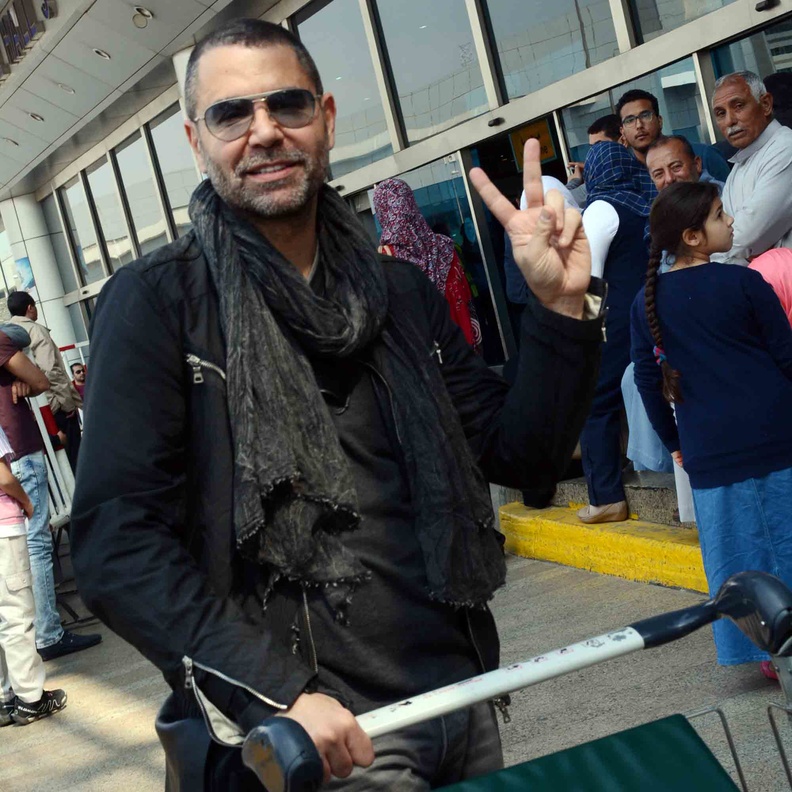 يوري مرقدي يصل مطار القاهرة