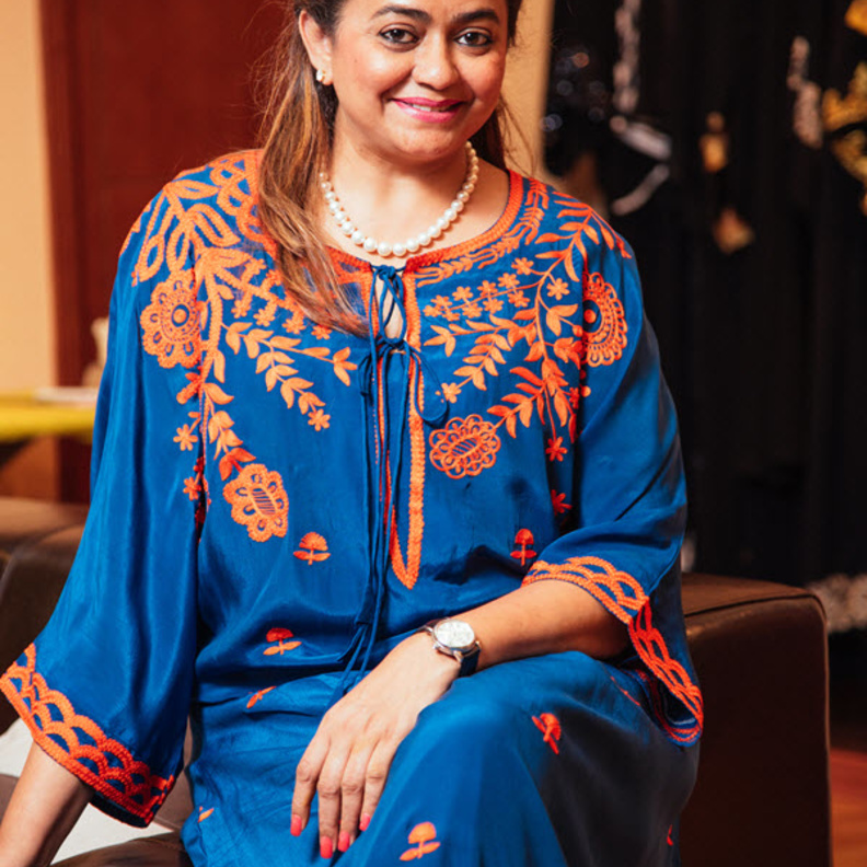 مصممة الأزياء بيناس سوني