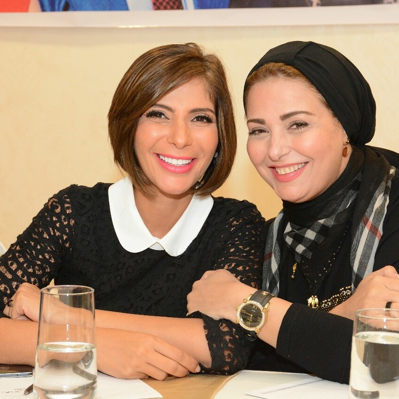 منى زكى وصابرين