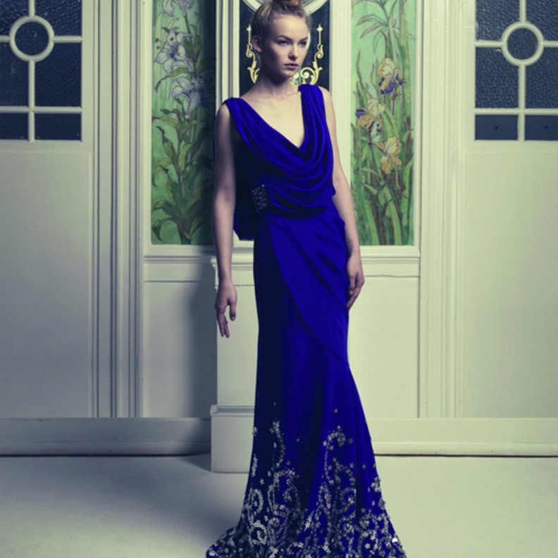 أروع إطلالات العيد للعروس بلمسات كبار المصممين