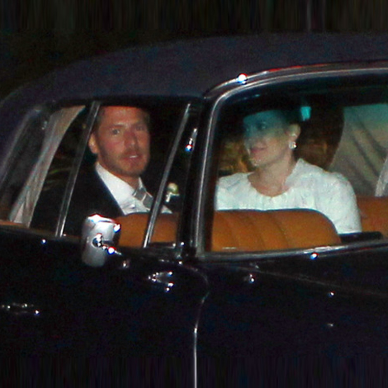 أفضل لحظات زفاف درو باريمور 