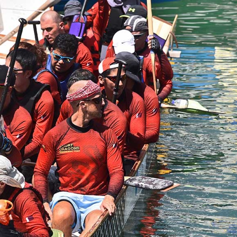 منافسات رياضية حماسية في مهرجان مرسى دبي لقوارب التنين