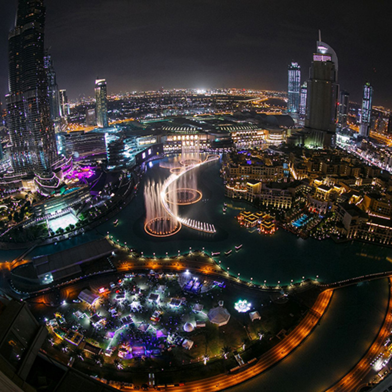 الموسم الثاني لعالم المأكولات الشعبية في برج بارك وسط مدينة دبي