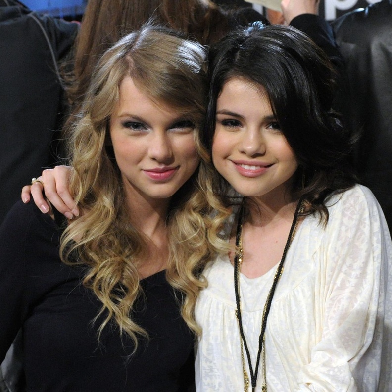 سيلينا تنفي شائعة انفصال تايلور سويفت وكالفن هاريس