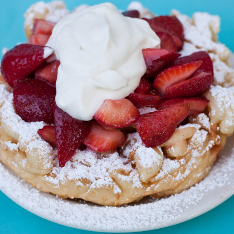 كعكة الفانل مع أوريو المقلية من "اندلس سامر سويتس"