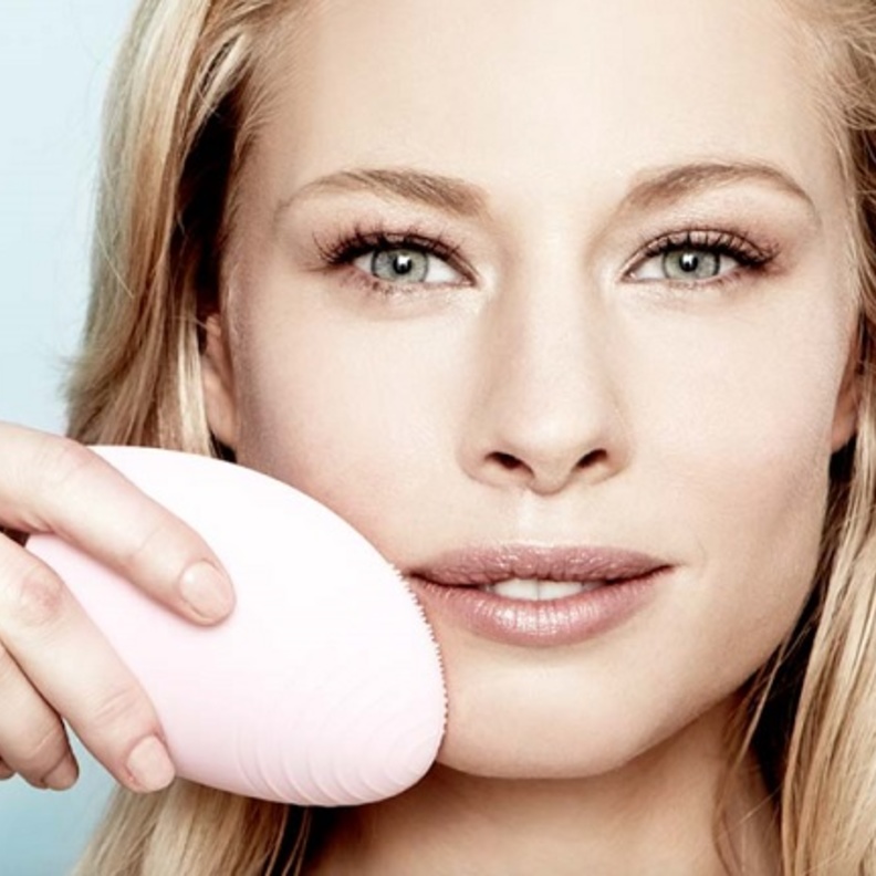 بشرتك أصفى مع FOREO LUNA 