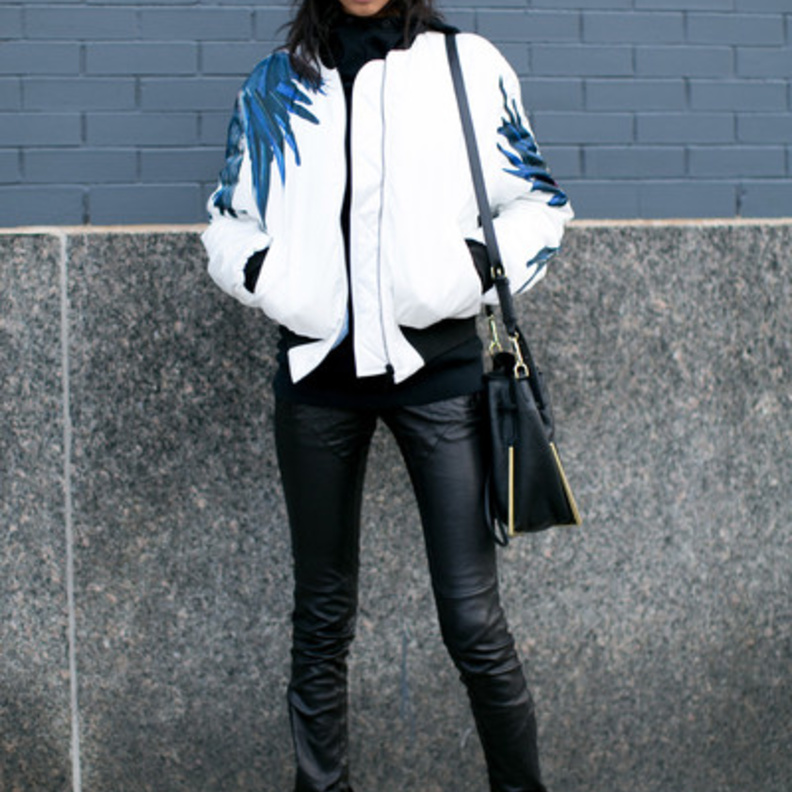 Bomber Jacket موضة ربيعية أصيلة