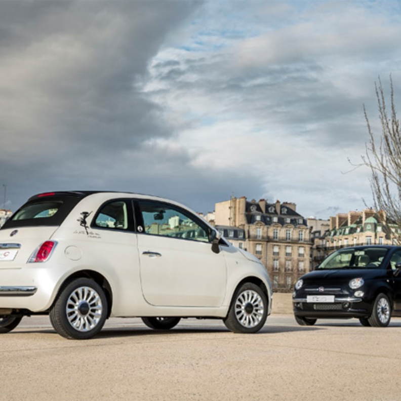 السيارة الصغيرة " Fiat 500C" بتوقيع  La petite Robe noire by Guerlain 