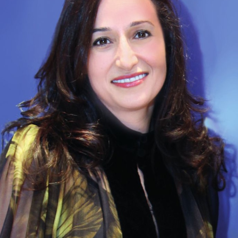 "لنهزم سرطان الثدي، معا نحن أقوى"