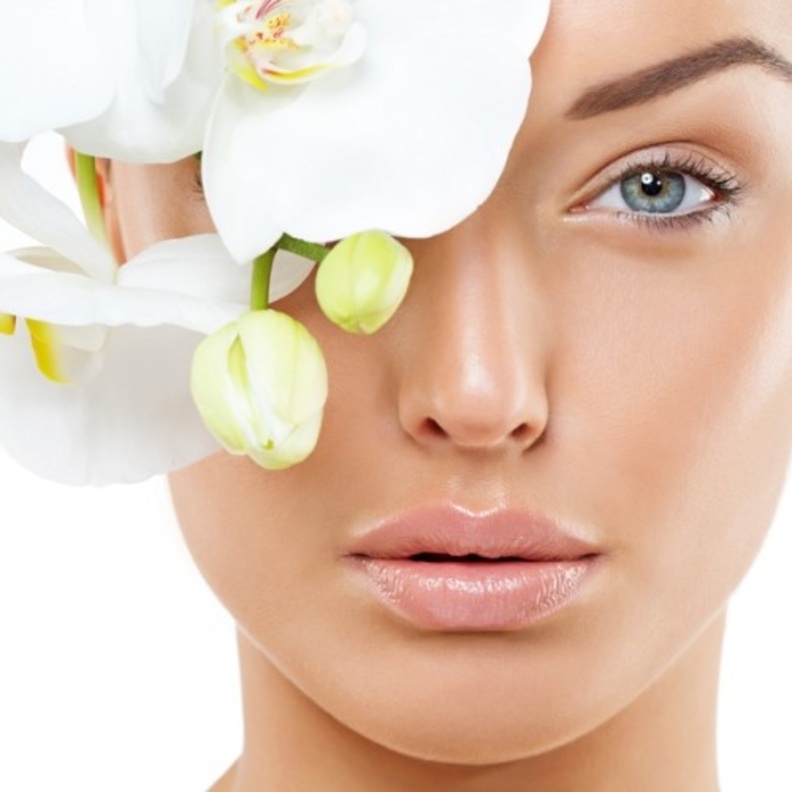 Harvey Nichols يطرح مجموعة فاخرة من مستحضرات التجميل العضوية